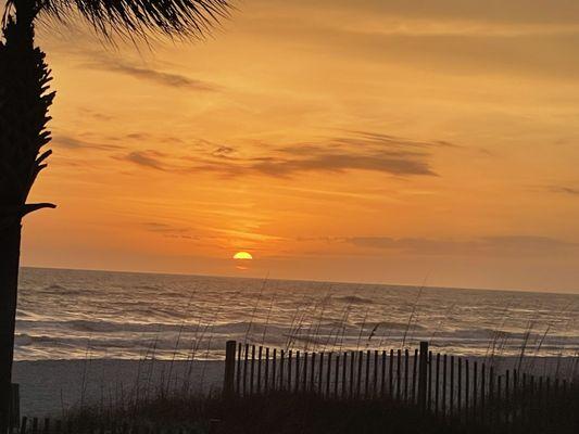 Sandpiper Beacon Beach Resort