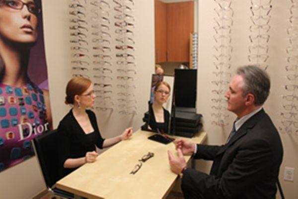 Ophthalmology Doctor Brooklyn, eyeglasses Brooklyn, prescription eyeglasses Brooklyn, eye glasses Brooklyn