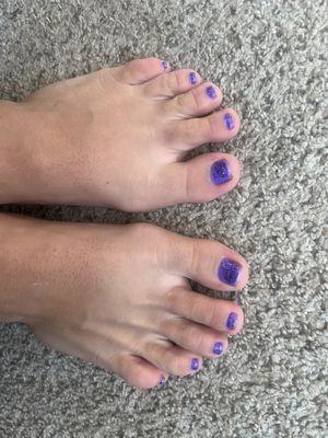 Gel pedicure