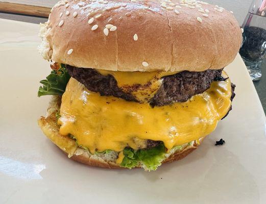 Double cheeseburger