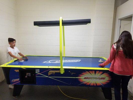 Air hockey