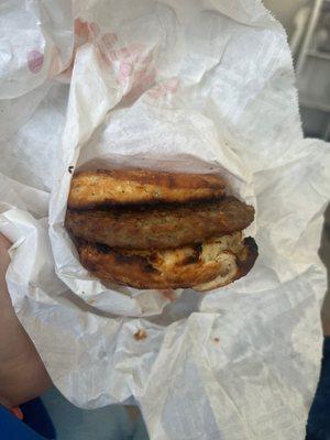 Burnt biscuit sandwich