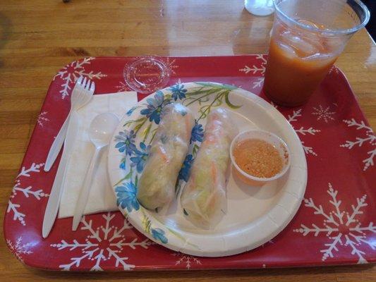 Plastic plates. Meatless spring rolls. Vinegar dip sans flavor. Thai tea that tastes like it's from a box. All in all: Yuck.