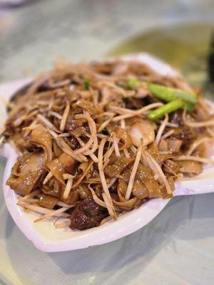 Beef chow fun