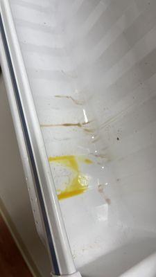 Food spillage in refrigerator