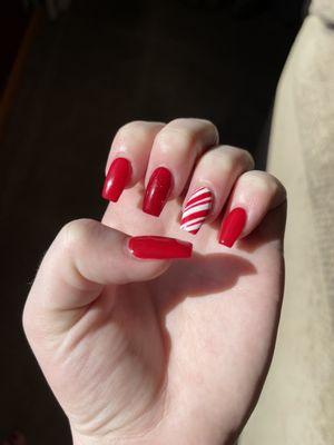 holiday nails done by sunny!