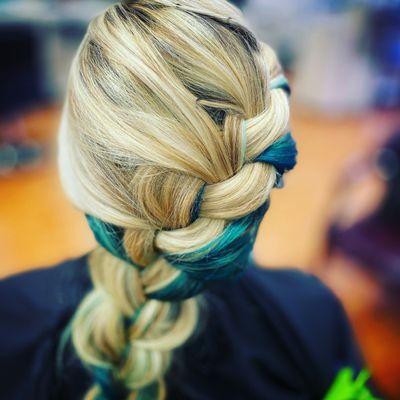 Blue/green underneath blonde