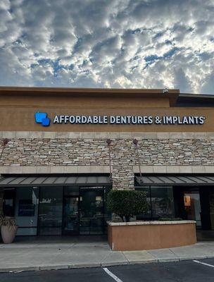 Affordable Dentures & Implants