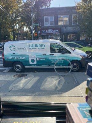 Mr Cleaner's Laundromat