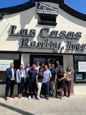 Las Casas Realty