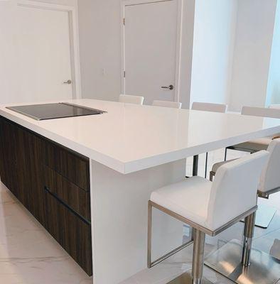 Minimalist white quartz kitchen!