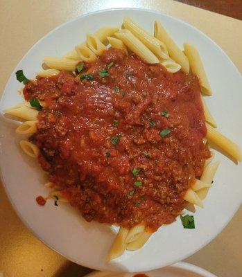 Penne with meat sauce