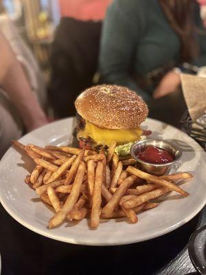 Winemakers bacon cheeseburger ($18)