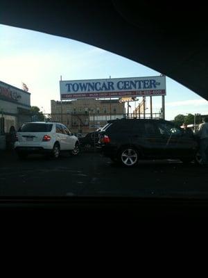 Towncar Center