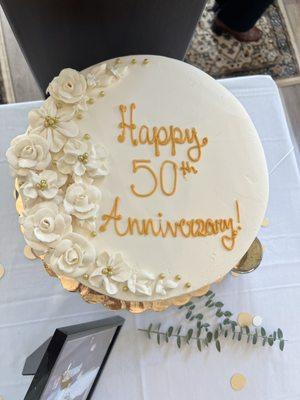 My in-laws 50th Wedding Anniversary Cake  Vanilla cake, Nutella mousse, and vanilla buttercream.