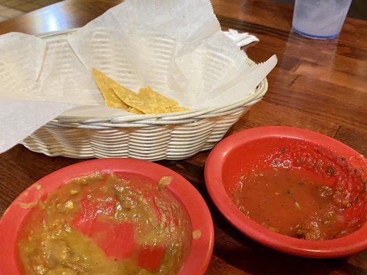 Bean dip and salsa with chips