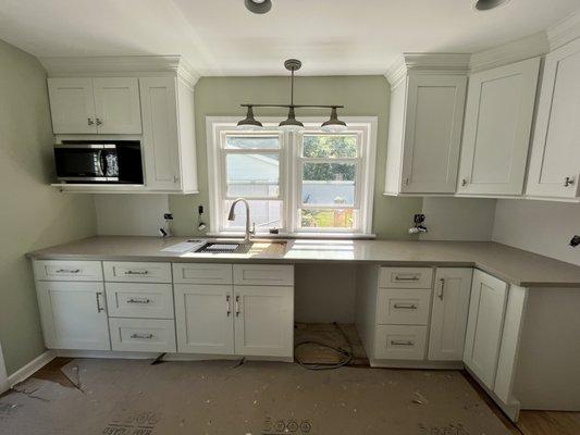 Quartz countertops installed by Granite America