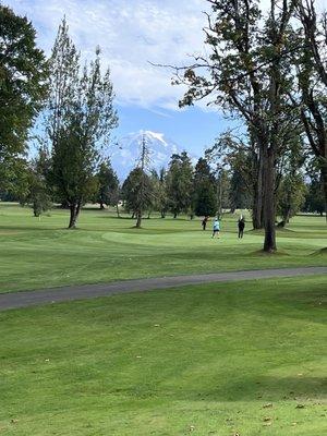 Mt Rainier as the backdrop on the beautiful greens