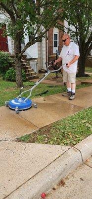 Pressure Washing Concrete