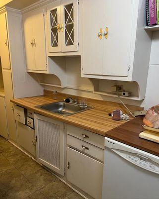 Full Kitchen Remodel (Before)