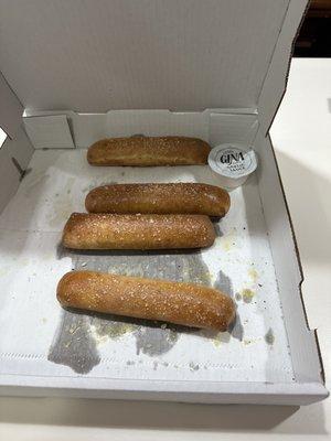 Stuffed breadsticks