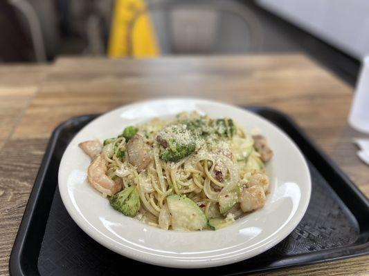 Cream Pasta with Shrimp & Pork Belly