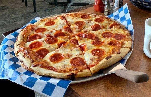 14" pepperoni pizza