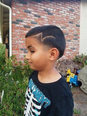 The Barber named "Wendy" did another great style haircut on my son today only $14.. It was fast and neat.. and no wait at all!