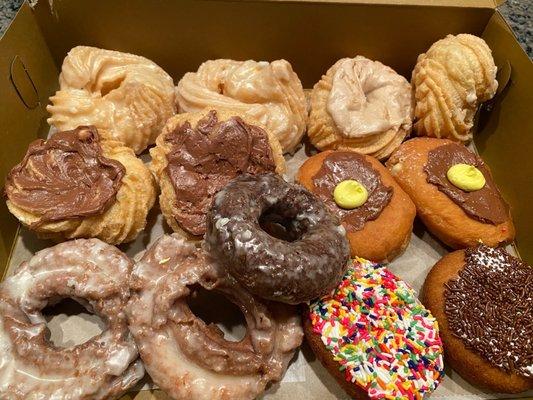 Cruller, old fashioned and a few cake donuts.