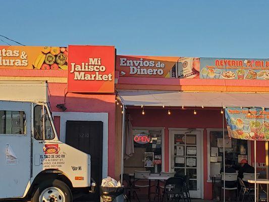 Food truck shares same address as Mi Jalisco Market