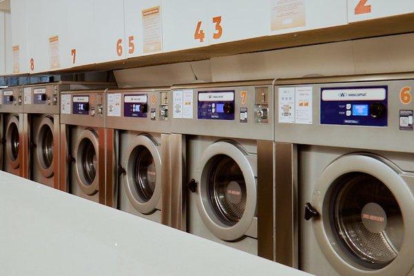 State of the art washing machines get the job done quickly and effectively. Perfect for everything from delicate fabrics to large loads.