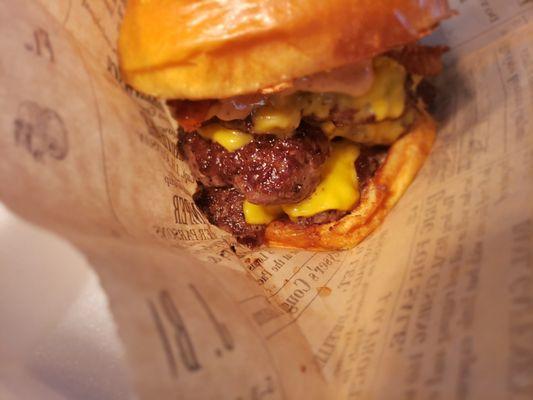 SC Grill triple cheese burger