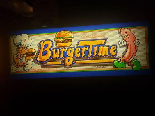 Burger Time-- I had forgotten this existed!