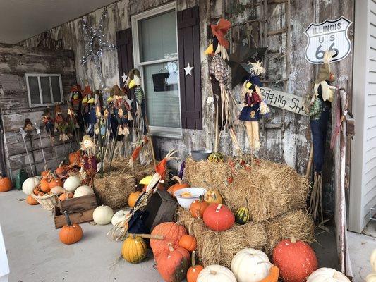 Fall entry way