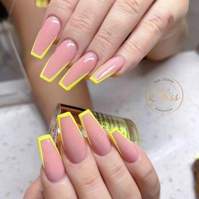 Nail salon in Plantation, Florida