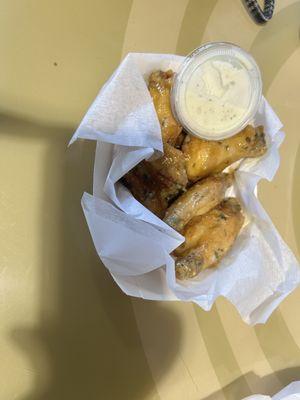 Garlic Parmesan wings This was a wet sauce that complimented the chicken.