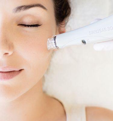 Targets skin issues such as fine lines and wrinkles, oily or congested skin, sun damage and uneven skin tone