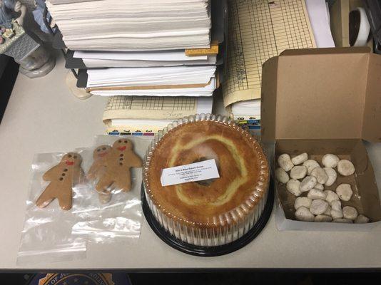 Gingerbread men cookies, sour cream pound cake & wedding cookies!