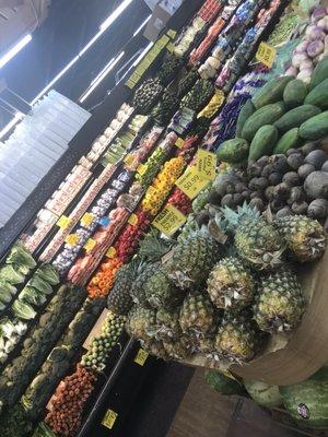 Love the fresh and quality produce! Sweet n juicy pineapples!!!