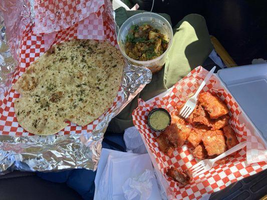 Fish pakora, nan, aloo gobi