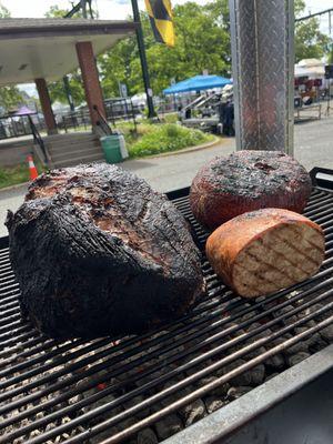 Pit Trinity!  Beef, Ham & Turkey.  Simply divine.