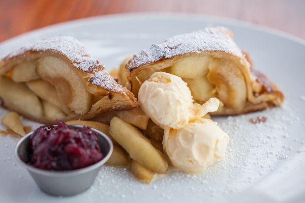 Apple strudel with ice cream