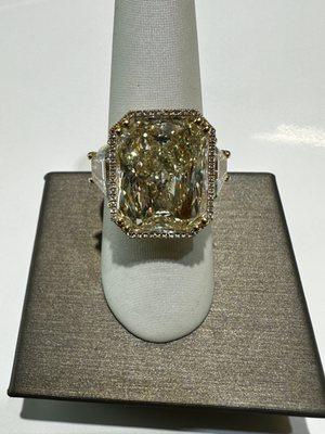 Custom 18 carat fancy yellow diamond ring!