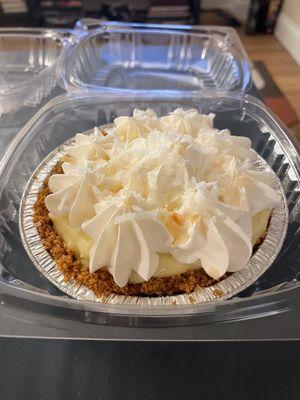 Coconut cream pie (mini)