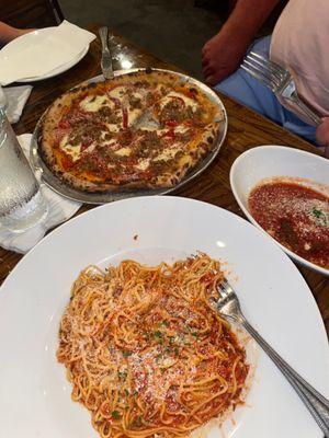 Sausage red pepper and ricotta pizza, Chx parm, meatballs