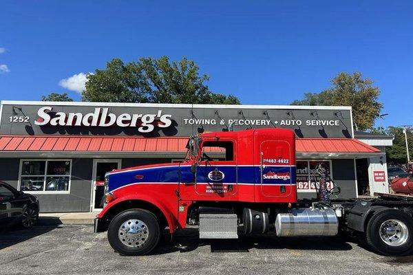 Sandberg's Towing & Recovery