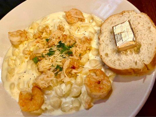 Lobster & Shrimp Mac & Cheese