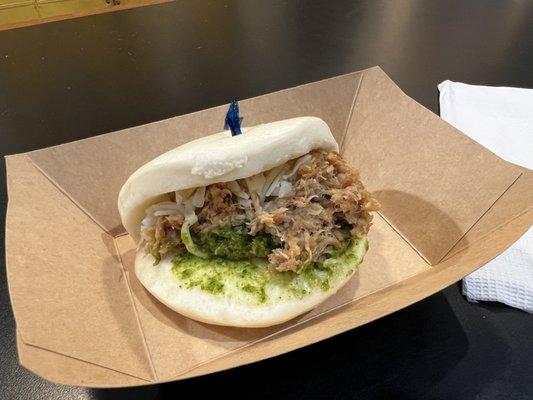 Carnitas bao.