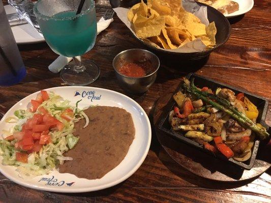 Lunch vegetarian fajitas & $1 margarita