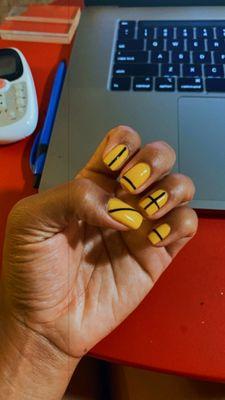 Hollywood Nails